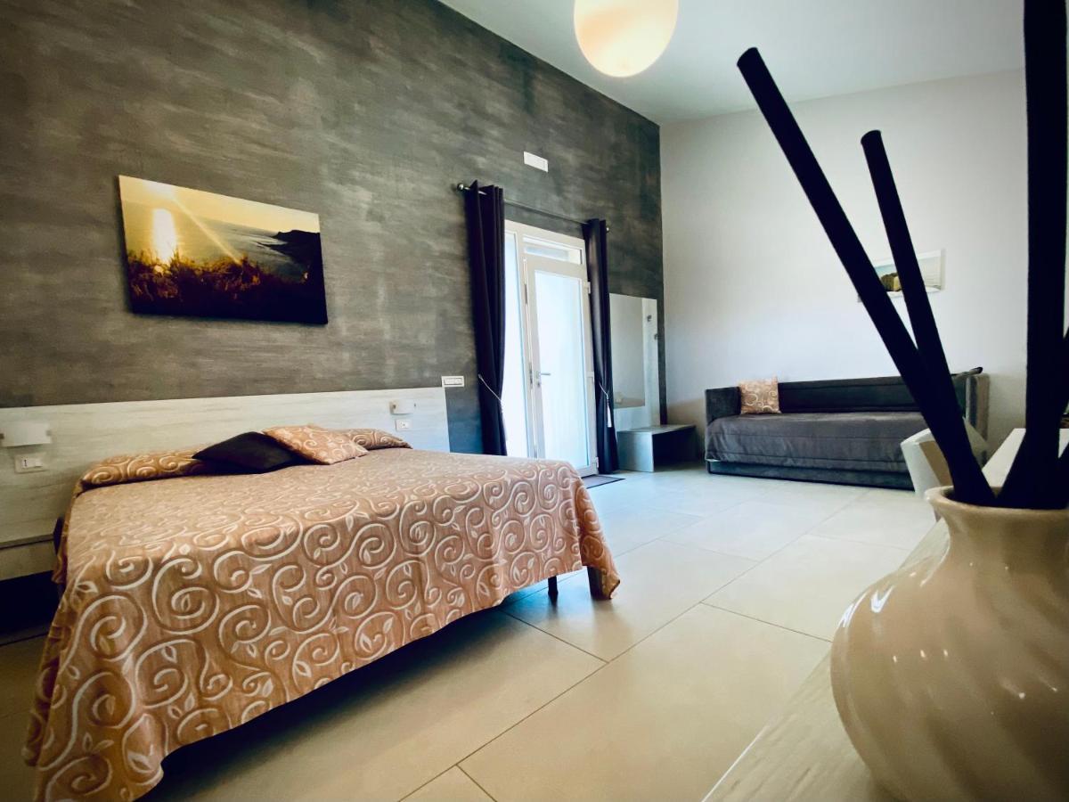 B&B L'Eden Di Capo Bianco Montallegro Εξωτερικό φωτογραφία