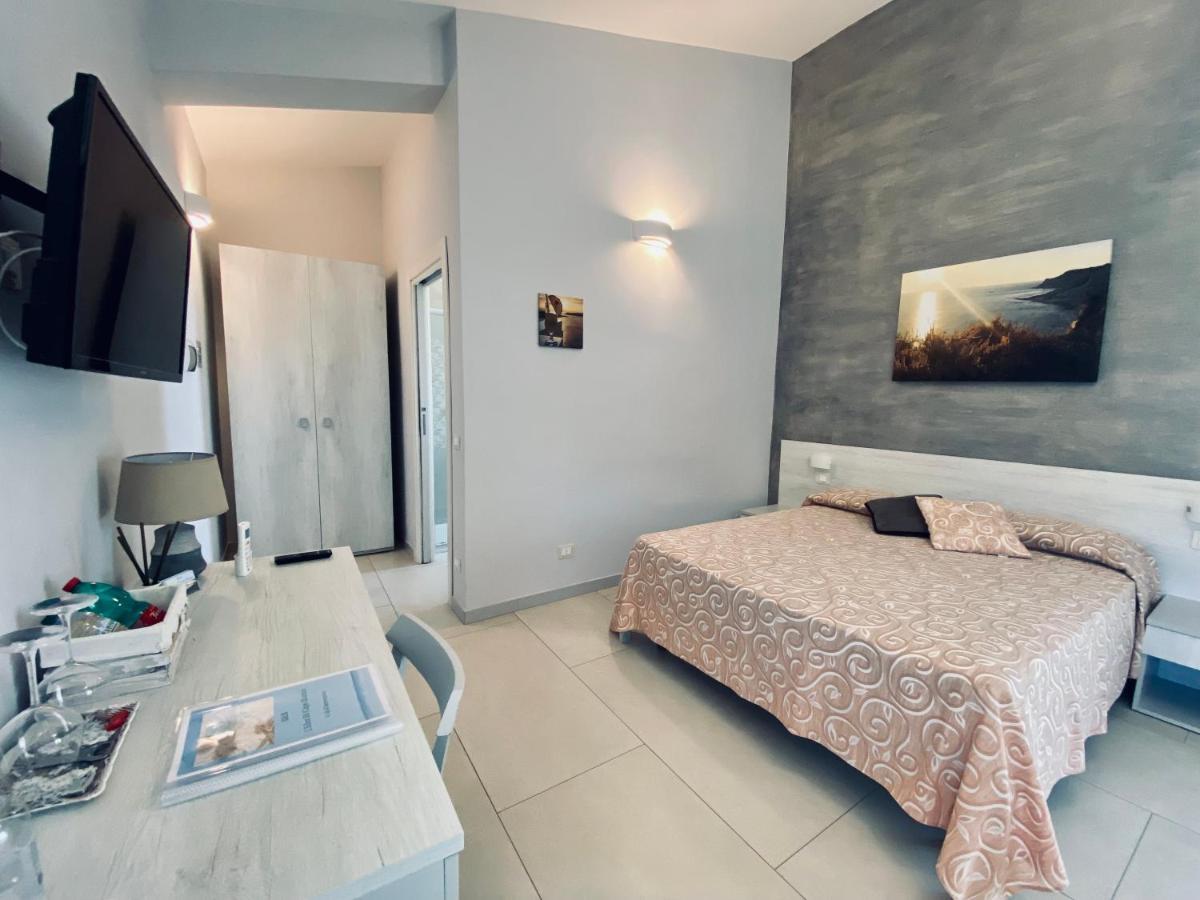 B&B L'Eden Di Capo Bianco Montallegro Εξωτερικό φωτογραφία